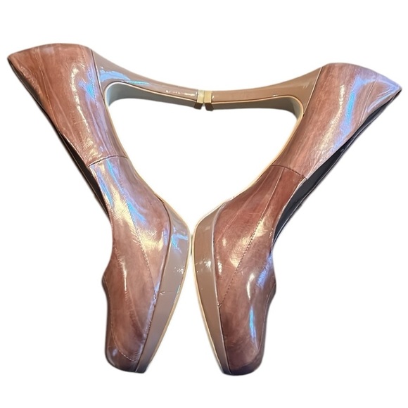 Moda Kimberly Latte Taupe Tan Platform Heel Eel Look Leather Round Toe Comfy 9.5 - Picture 10 of 15